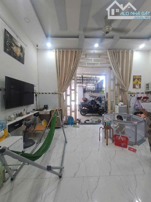 MẶT TIỀN KD ĐƯỜNG 10M THẠNH XUÂN 25 QUẬN 12 HXH 3PN NHỈNH 4 tỷ - 3