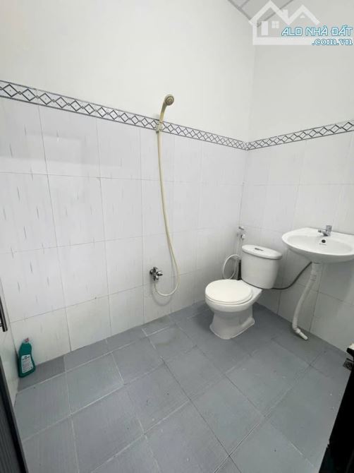 Bán gấp căn nhà Đ.Phan Thị Cộng, củ chi 125m2 SHR 2PN. Giá 735 Triệu - 3