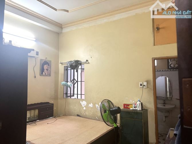 Bán Gấp Giảm 1.5 tỷ Nhà 1/ HXT đường tân thành Tân Phú 4m x 25m 3 Tầng chỉ 10 Tỷ - 3