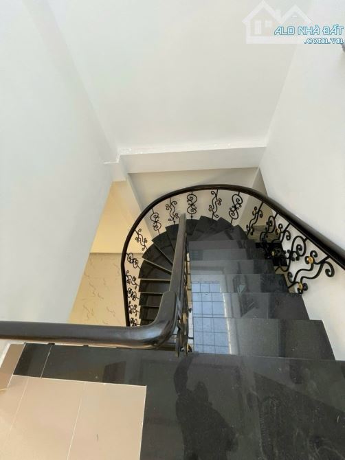NHÀ ĐẸP 2 TẦNG + SÂN THƯỢNG – HẺM XE HƠI – ĐẶNG NHỮ LÂM, TT. NHÀ BÈ 4x15M-NHỈNH 4 TỶ - 3