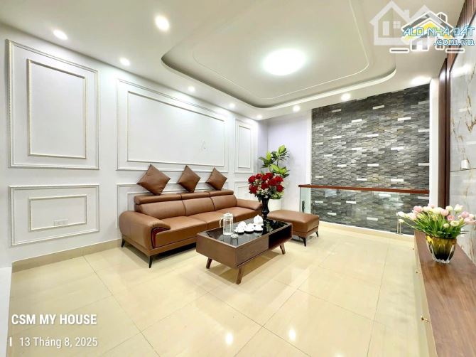 Mặt Ngõ Nguyễn Văn Linh - Ô tô tránh nhau trước cửa - 48,5m2 - 4 Tầng - 4 Tỷ 500 - 3