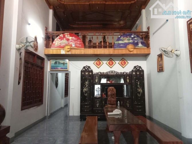 BÁN NHÀ MẶT TIỀN LÊ DUẨN DIỆN TÍCH RỘNG. DT: 6x32M. GIÁ: 6,3 TỶ - 3
