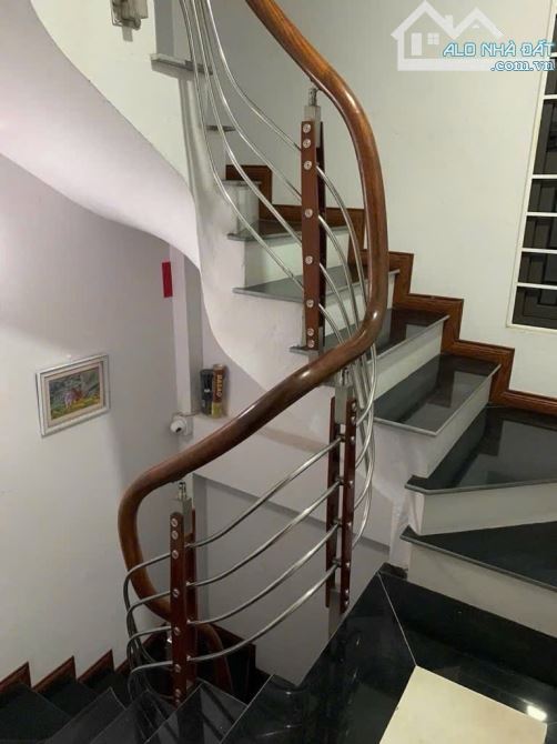 BÁN NHÀ NGỌC THUỴ-33m2-MẶT TIỀN GẦN 5m SIÊU HIẾM 💥PHÂN KHÚC HIẾM Ô TÔ ĐỖ CỬA NGỌC THUỴ - 3