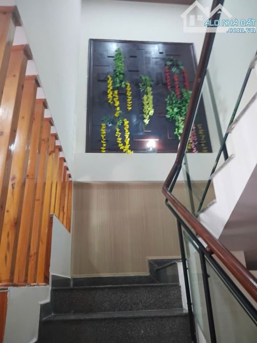 CẦN BÁN NHÀ TẠI SỐ NHÀ 31 NGUYỄN QUÝ ĐỨC. - 3