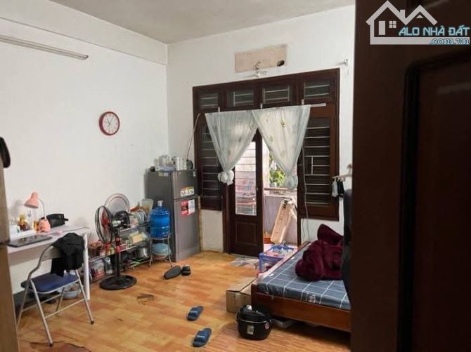 51M2 NHÀ 4 TẦNG CẦU GIẤY MẶT NGÕ ÔTÔ NHỎ ĐỖ CỬA CHỈ CÓ 10,6 TỶ - 3