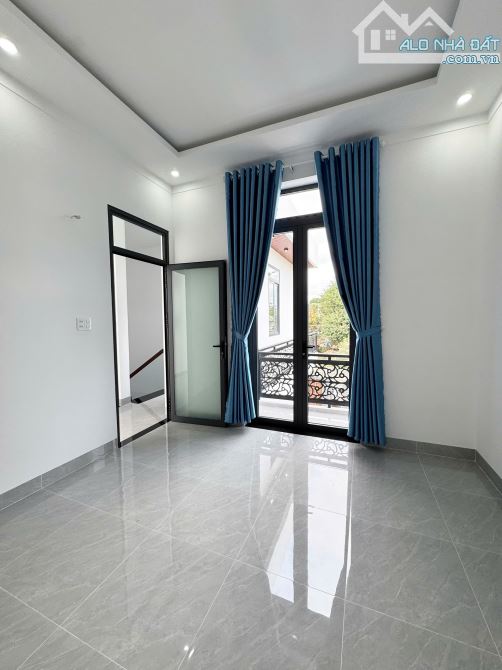 BÁN NHÀ HẺM 24 LƯƠNG THẾ VINH - GIÁ 3TỶ 350 - 3