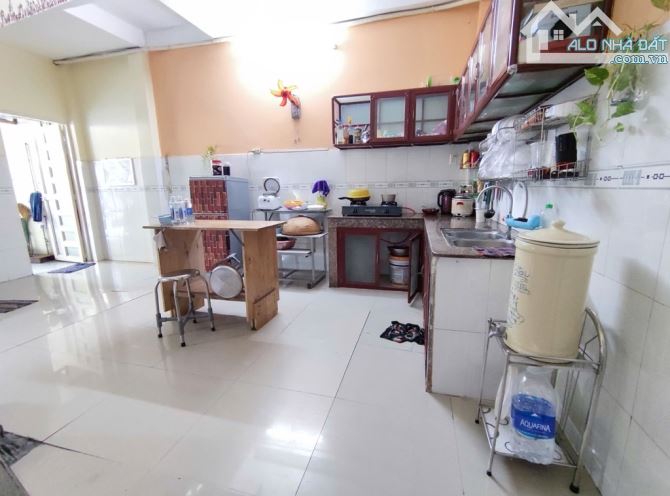 💥 Nhà 2 tầng 2 mặt tiền gần 150m2 Đường Mỹ Huề Trung Chánh Hóc Môn.Dt 4,6m*32m.💵 6,5 ty. - 3