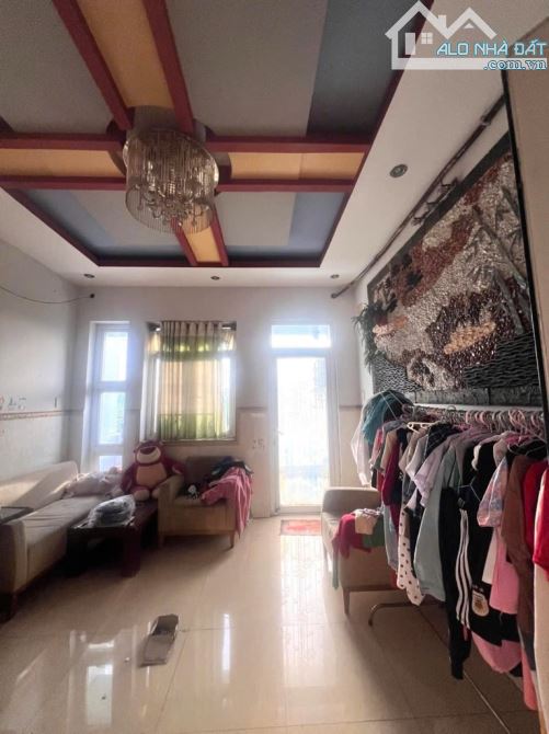 BÁN SIÊU PHẨM–VỊ TRÍ ĐẸP NGAY HƯƠNGLỘ2–GIÁP TÂNPHÚ–HXT8MTHÔNG–64M²*4TẦNGBTCT–GIÁ 5.95TỶ TL - 3