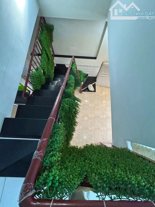NHÀ 2 TẦNG HẺM THÔNG LÊ VĂN VIỆT, TĂNG NHƠN PHÚ B- 2 PHÒNG NGỦ - 3