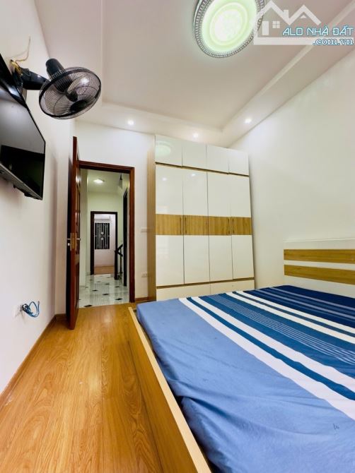 ĐẠI MỖ - NHÀ ĐẸP DÂN XÂY - SỐ NHÀ 2 - 20m RA MẶT PHỐ - GẦN 40m 5 TẦNG SẴN Ở CHỈ 6.x tỷ - 3