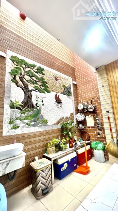 NHÀ 5 TẦNG KIÊN CỐ – NGANG GẦN 5M – HXT NGUYỄN ẢNH THỦ – 80M² - CHỈ 7.2 TỶ - 4