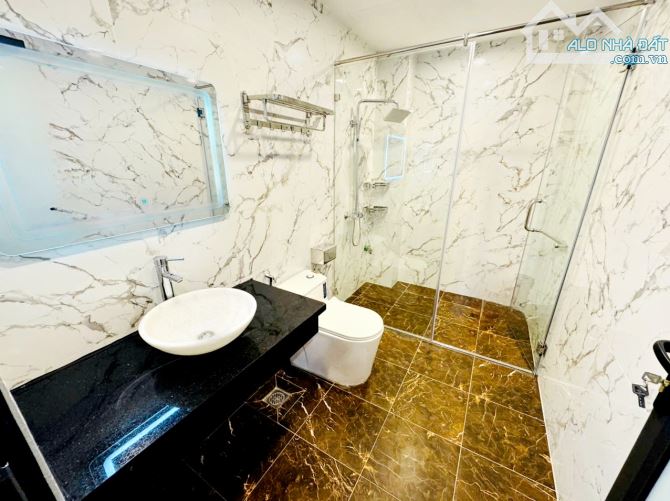 XUÂN ĐỈNH – NHÀ ĐẸP DÂN XÂY 4 TẦNG, 70M- Ở NGAY – NGÕ NÔNG, Ô TÔ NHỎ LÙI CỬA - 4