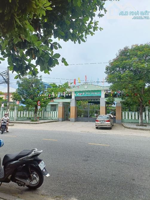 ĐẦU TƯ NÓNG –BÁN GẤP NHÀ 3 TẦNG HAI MẶT TIỀN TRƯỚC SAU –NGUYỄN VĂN HUYÊN, CẨM LỆ 4 TỶ X - 4