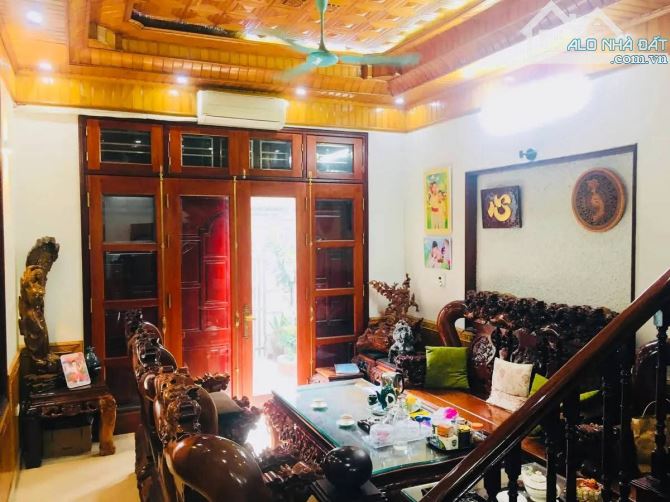 MẶT NGÕ TRÍCH SÀI - 119M - 18 TỶ - TRUNG TÂM TÂY HỒ LỘNG GIÓ - KINH DOANH SIÊU ĐỈNH - 3 TH - 4
