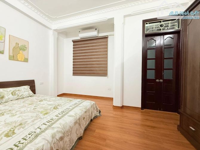 SIÊU PHẨM NHÀ ĐẸP KIM GIANG  5 TẦNG -GIẢM CHÀO CÒN 6. TỶ 80 triệu  Vị trí cực đẹp. - 4