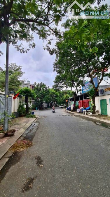 CHO THUÊ NHÀ MỚI  3 TẦNG 10 X 20M THỚI AN LÊ THỊ RIÊNG  QUẬN 12 ĐƯỜNG XE TẢI - 4