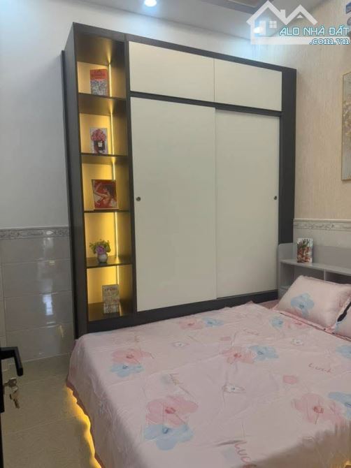 BÁN NGÔI NHÀ XINH PHÙ HỢP GIA ĐÌNH 2 CON, 2 TẦNG, 2PN, QUANG TRUNG P10 GV, CHỈ 3 TỶ XÍU - 4