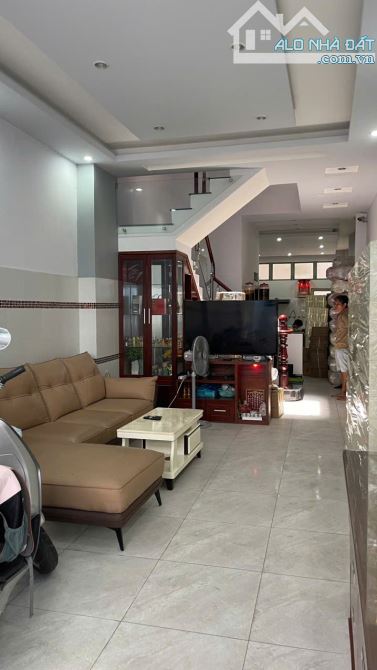 Bán nhà khu nội bộ 473/x Tô Hiến Thành, P.14, Q.10 ( 4.1x 20m) 4 lầu Giá: 15.5 Tỷ. - 4