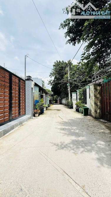 NHÀ 2 TẦNG ĐÚC 79M2, NỞ HẬU TÀI LỘC. Ô TÔ ĐỖ CỬA SÁT MẶT TIỀN DƯƠNG CÔNG KHI ,GẦN CHỢ NGÃ - 4