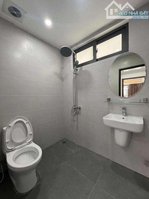 LAI XÁ - HOÀI ĐỨC : NHÀ PHÂN LÔ 6T -41M THANG MÁY - 7 CHỖ VÀO - 4