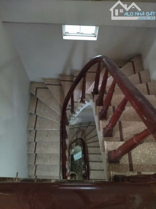 Bán nhà phố Thúy Lĩnh,diện tích 68m², 3 tầng dân xây, mặt tiền 6,8m Ô tô đỗ cửa,chỉ 10,5tỷ - 4