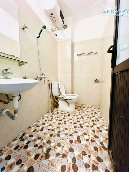 Cần tiền bán nhà Biên Giang Hà Đông 30m2 - 4