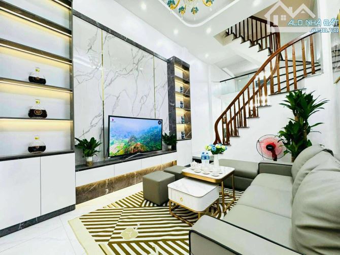 Cực đỉnh!Chùa Bộc, mặt ngõ, 10m ra ô tô tránh, thông tứ tung, nhà đẹp - 4