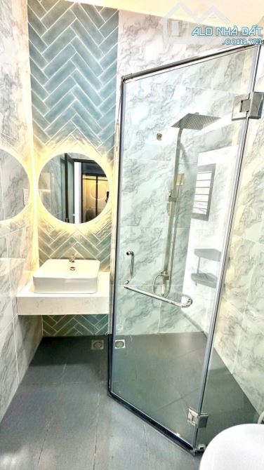 NHÀ MỚI Ở NGAY-XE HƠI NGỦ TRONG NHÀ-CÁCH MT HỒNG BÀNG 50M, SÁT Q.5, CHỈ 6.9 TỶ - 4
