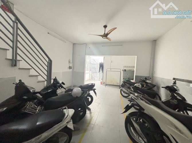 ĐIỆN BIÊN PHỦ P21 BT XUNG QUANH CÁC TRƯỜNG ĐH CÓ DÒNG TIỀN CHDV  NGANG 5.2 M 72M2 - 4