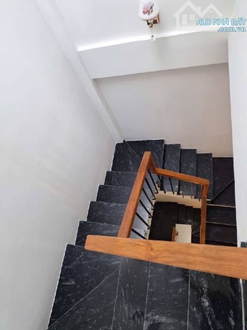 BÁN NHÀ VÕ THỊ SÁU- 33mx3TẦNG- NGÕ BA GÁC THÔNG, MẶT TIẾN LỚN- TC 6.TỶ CTL - 4