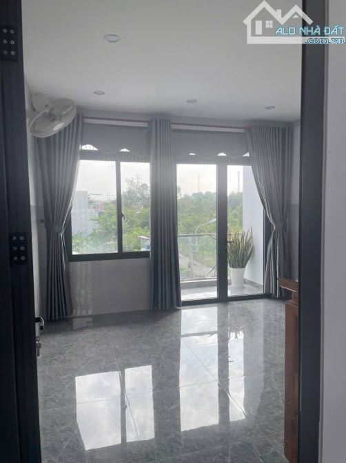 BÁN NHÀ 2 LẦU ĐẸP – TĐC LONG BÌNH - GẦN KHU CÔNG NGHIỆP AMATA - 4