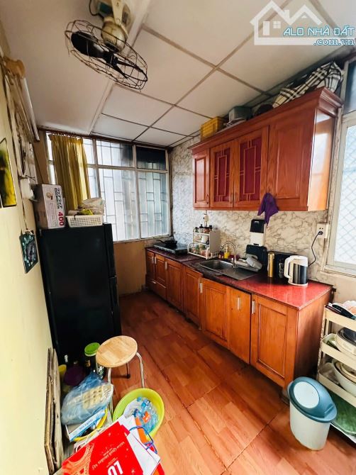 BÁN NHÀ PHỐ HUỲNH THÚC KHÁNG – Ô TÔ TRÁNH – VỈA HÈ KINH DOANH 57M – 4 TẦNG – 22 TỶ - 4