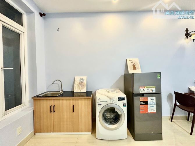 Căn hộ ngay trung tâm quận 4 mới, máy giặt riêng từng phòng, gần đại học Luật, quận 1 - 4