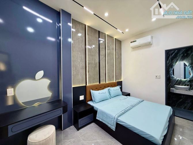 SIÊU PHẨM VIỆT HƯNG  LONG BIÊN– LÔ GÓC THANG MÁY – Ô TÔ VÀO NHÀ 65M - HƠN 13 TỶ - 4