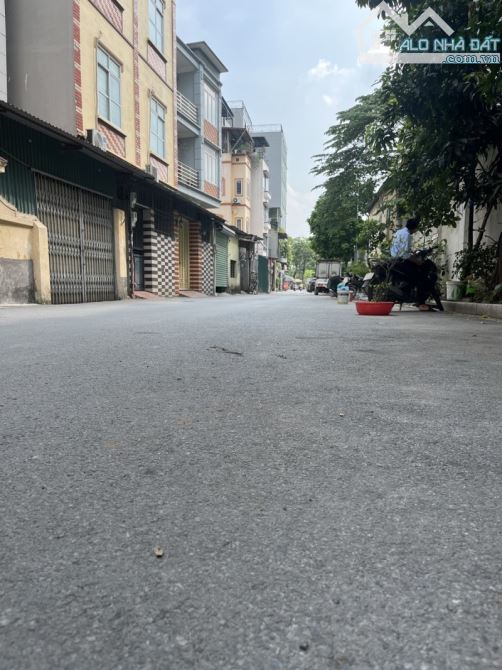 BÁN NHÀ XUÂN LA – TÂY HỒ – NGÕ 2 Ô TÔ TRÁNH – 50M² – 5 TẦNG – 13.5 TỶ - 4