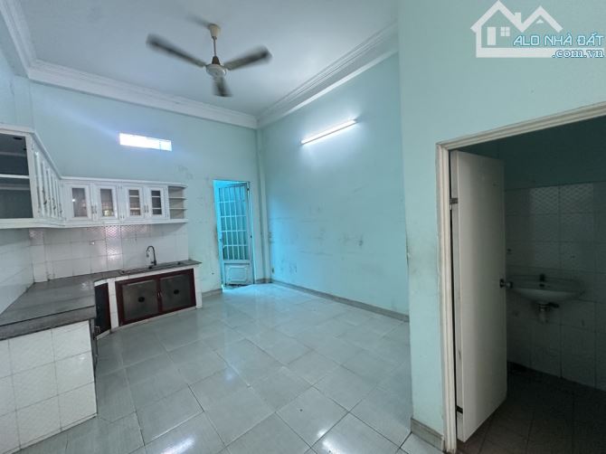 Nhà 2 tầng 1/ đường Lâm Thị Hố, P. Tân Chánh Hiệp, Q12, dt 72m2 (4mx18m) 5Tỷ - 4