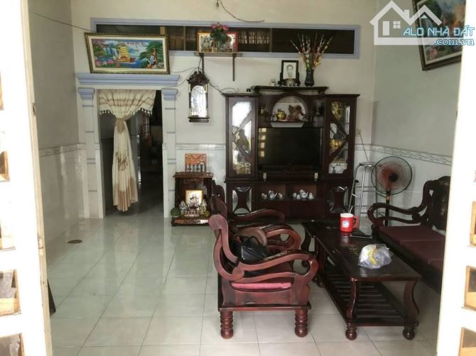 Cần tiền bán gấp căn nhà Đ.Lê Thị Hà, hóc môn 106m2 SHR 2PN. Giá 845 Triệu - 4