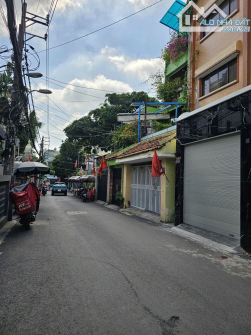 CẦN BÁN GẤP NHÀ NƠ TRANG LONG, 60M2, 4 TẦNG BTCT, 4PN, HẺM XE HƠI, CHỈ 8.6TY THƯƠNG LƯỢNG. - 4