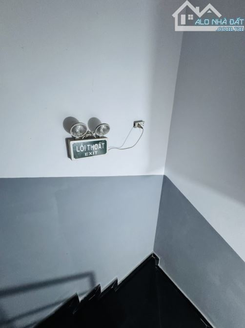 Bán căn hộ dịch vụ Bình Tân, đường số 7, hẻm xe tải, 88m2, 3 tầng, chỉ 59 triệu 1m2 - 4