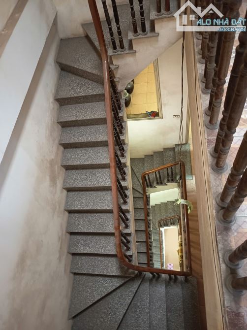 BÁN NHÀ ĐẸP – LÔ GÓC – Ô TÔ TRÁNH – GẦN VINCOM ĐAN PHƯỢNG 60M2, MT 5m giá 8.x tỷ - 4