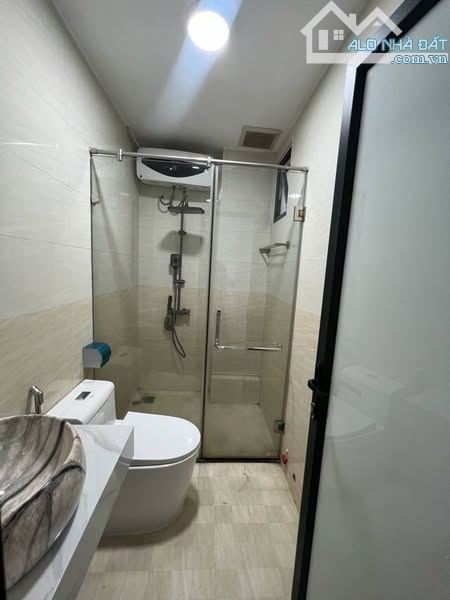 Bạn em đang cần bán nhà 5t,43m tại Tô Hiệu,Hà Đông, tiện ích tốt chỉ 8t - 4
