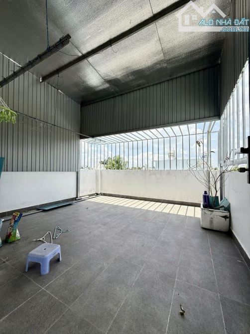 BÁN NHÀ HIỆP THÀNH Q12 - 4 TẦNG 60M2 ( 4M X 15M) - HẺM XE HƠI - 4.83 TỶ. - 4