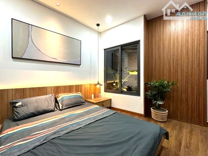 Bán nhà Hoàng Hoa Thám Bình Thạnh, MT rộng thênh thang, full nội thất xịn sò, nhích 4 tỷ - 4