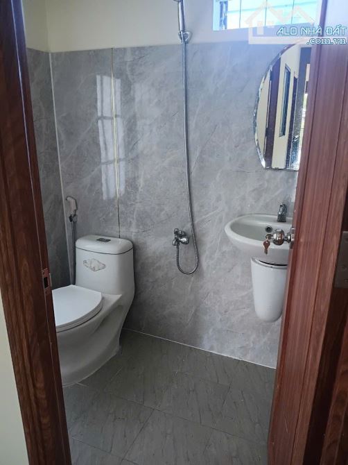 CẦN BÁN NHÀ TẠI SỐ NHÀ 31 NGUYỄN QUÝ ĐỨC. - 4