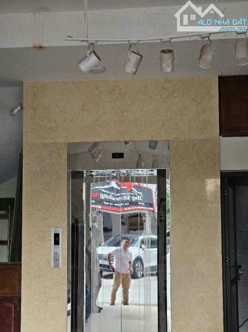 PHÂN LÔ NHỈNH 17xxTỶ - DT 60M2 - MT 6.2M2  – Ô TÔ VÀO NHÀ - THANG MÁY XỊN - FULL NỘI THẤT - 2