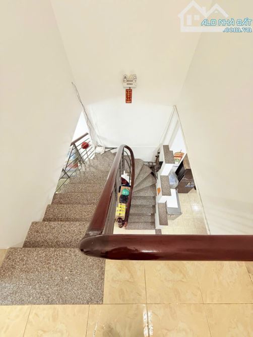 Giảm 2 tỷ Gấp Bán CHDV Mặt tiền DC11 Tân Phú 100m2  4 Tầng 12 tỷ - 4