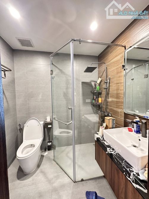 CHÍNH CHỦ BÁN NHÀ MẶT PHỐ VIP NGUYỄN TRÃI, ĐẮC ĐỊA,  KINH DOANH, VỈA HÈ 10M, 90M2, 29 TỶ - 4