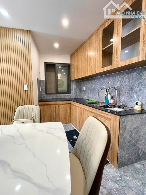 Nhà Đẹp Lung Linh_5 Tầng_Gara Ô Tô_Hẻm 6M Gần Mặt Tiền_Sát Khu Tên Lửa - 4