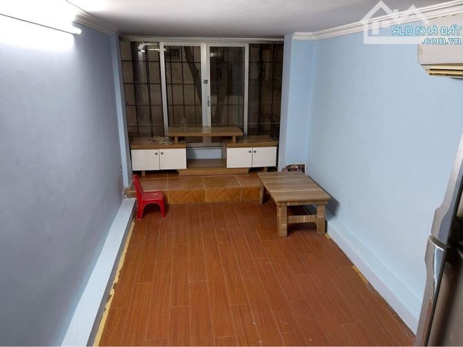 Cho thuê nhà Khâm Thiên, 4 tầng x 20m2, 2 ngủ, chỉ 6 triệu/tháng vào ngay - 4