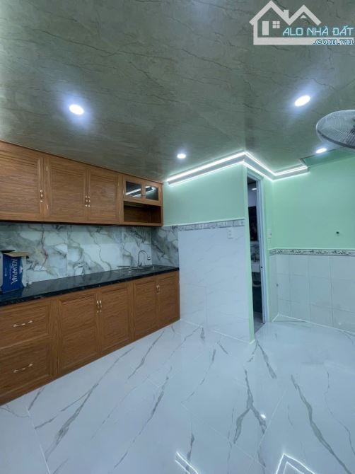 💥🏡🚘🔥SIÊU PHẨM BÌNH TÂN, MỚI ĐẸP, HẺM GẦN 7M, Ô TÔ ĐỖ CỬA, 40M2, 2TẦNG, 3PN, CHỈ 3.99TỶ - 4